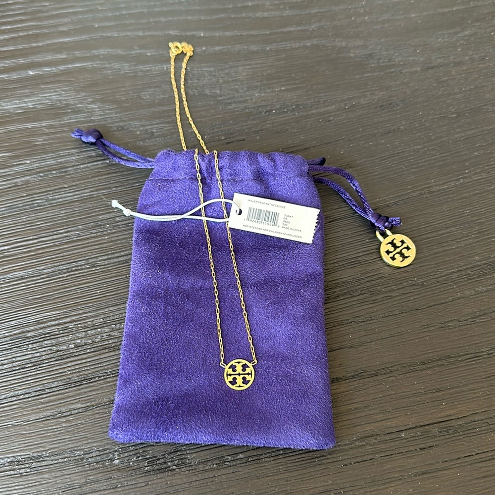 Tory Burch • Miller Pendant Necklace